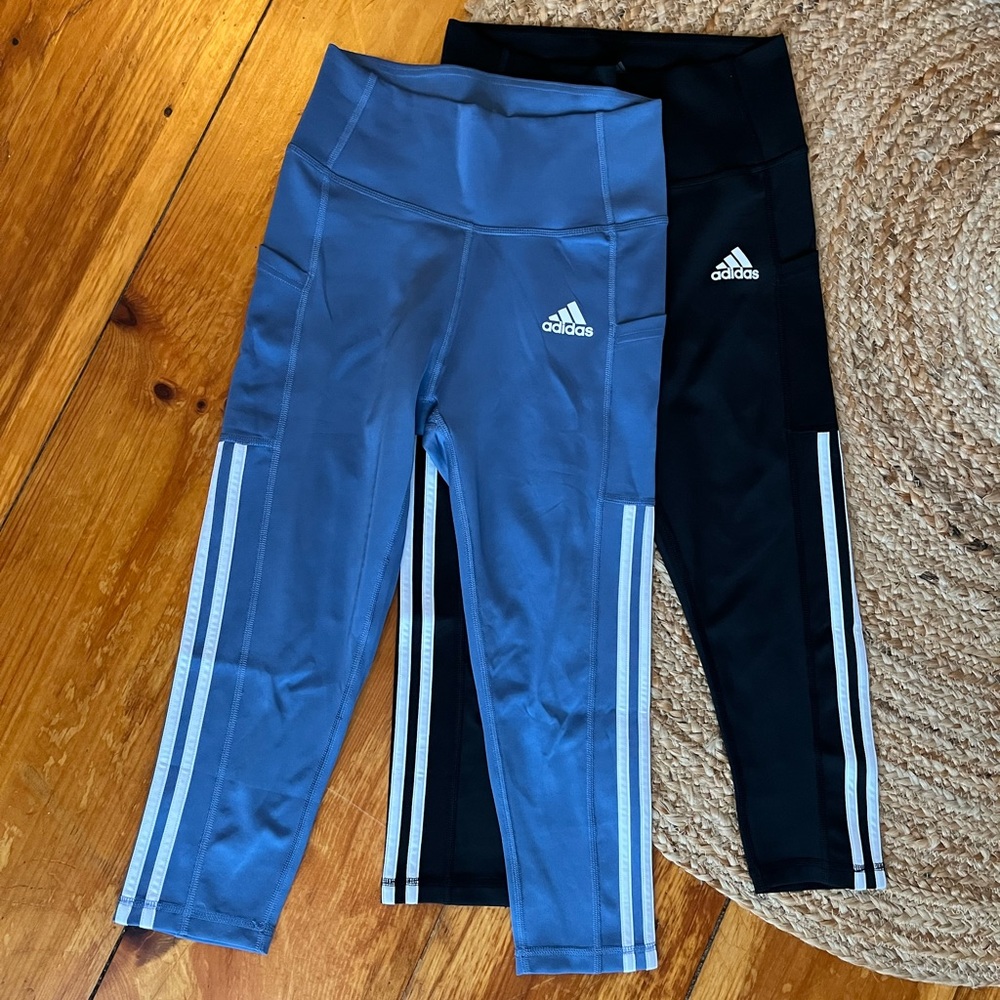 SOLD: Adidas cropped leggings
